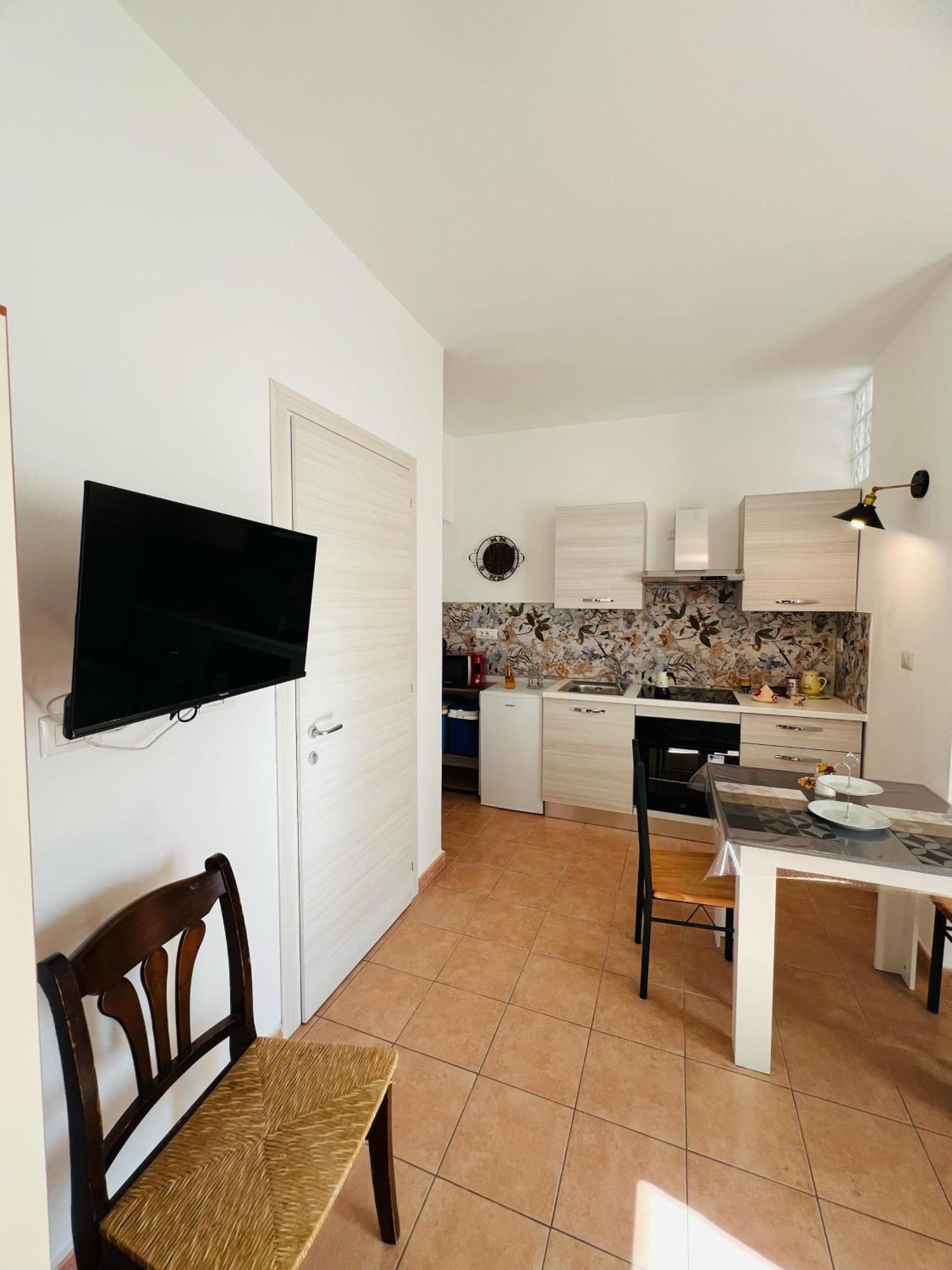 Bed And Breakfast Le Petunie Бари-Сардо Экстерьер фото